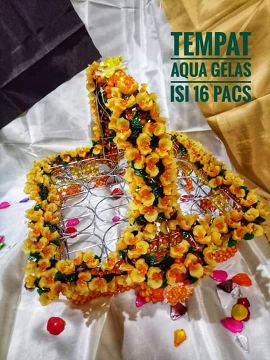 Tempat aqua gelas