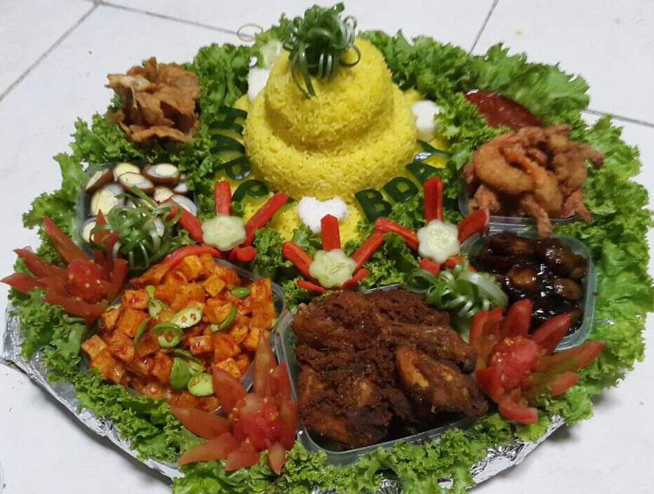 Paket Tumpeng 1 (10 porsi)