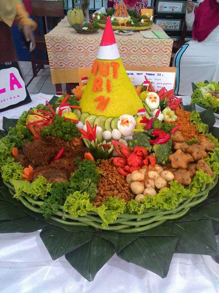 Tumpeng (25 Porsi)