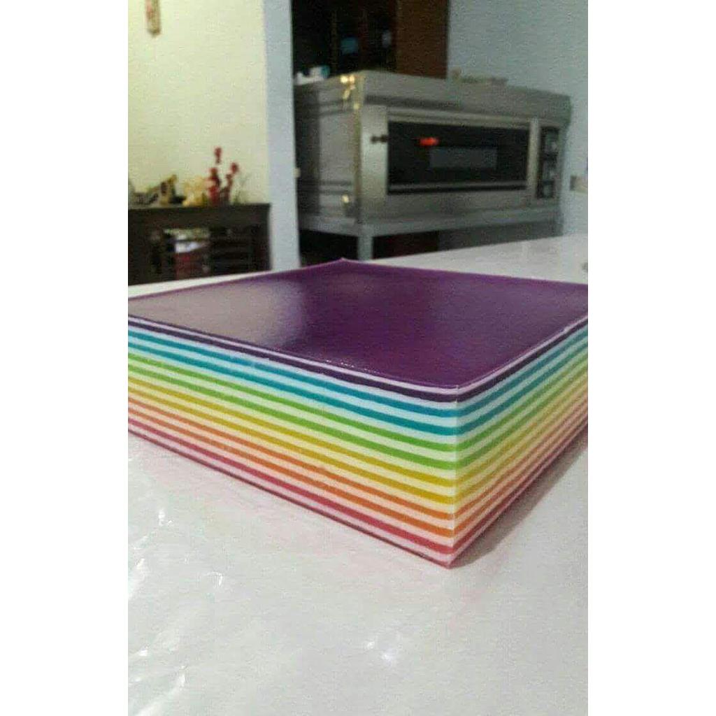 Kue Pepe Rainbow