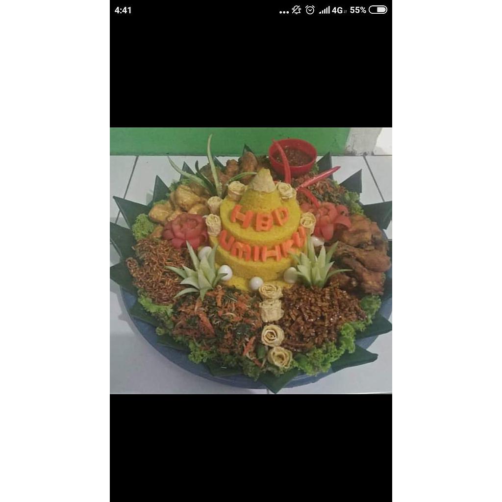 Nasi Tumpeng