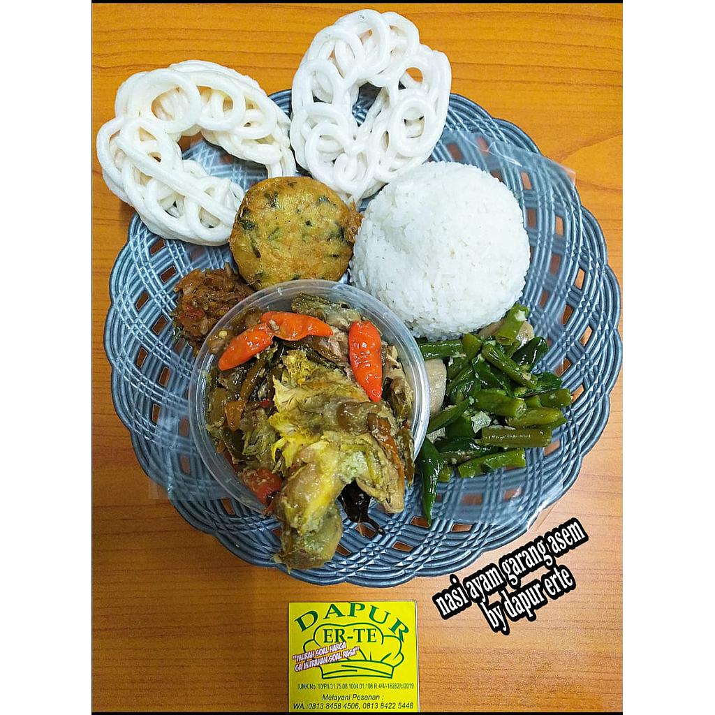 Nasi Ayam Garang Asem Bu Erte